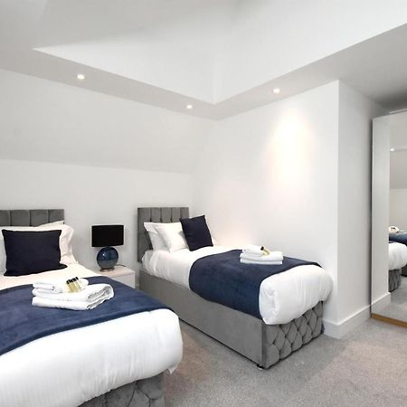 Northside Apartments Ealing London Ngoại thất bức ảnh