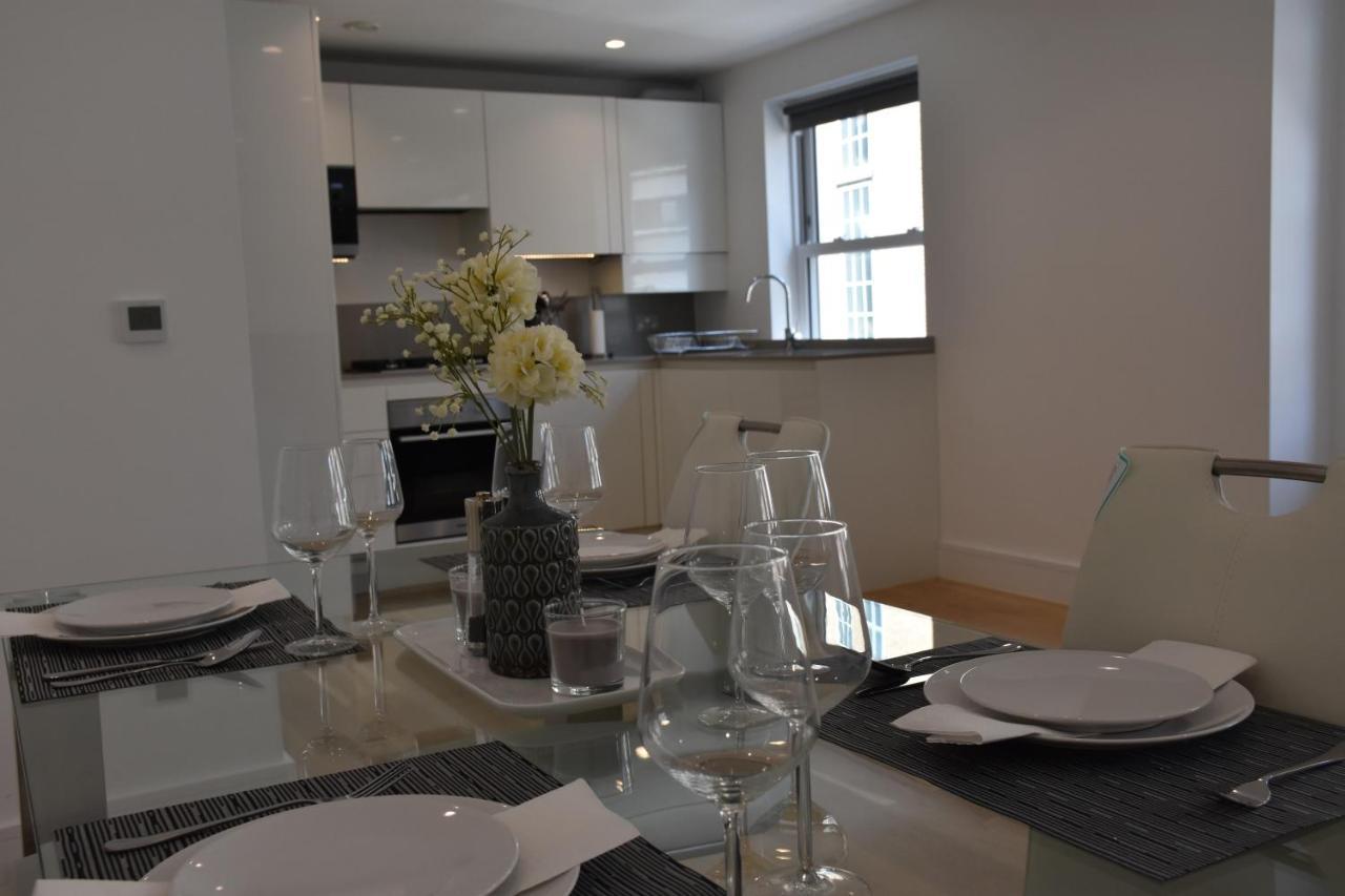 Northside Apartments Ealing London Ngoại thất bức ảnh