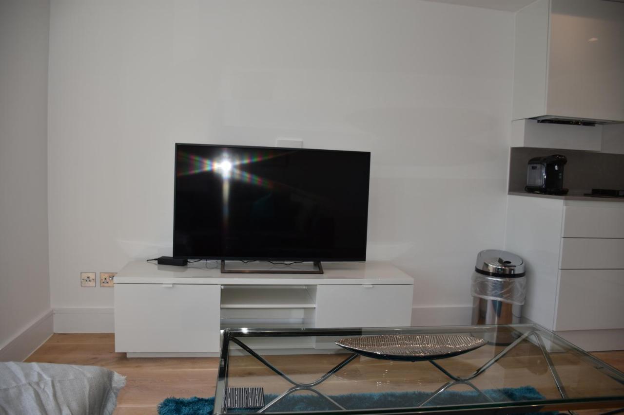 Northside Apartments Ealing London Ngoại thất bức ảnh
