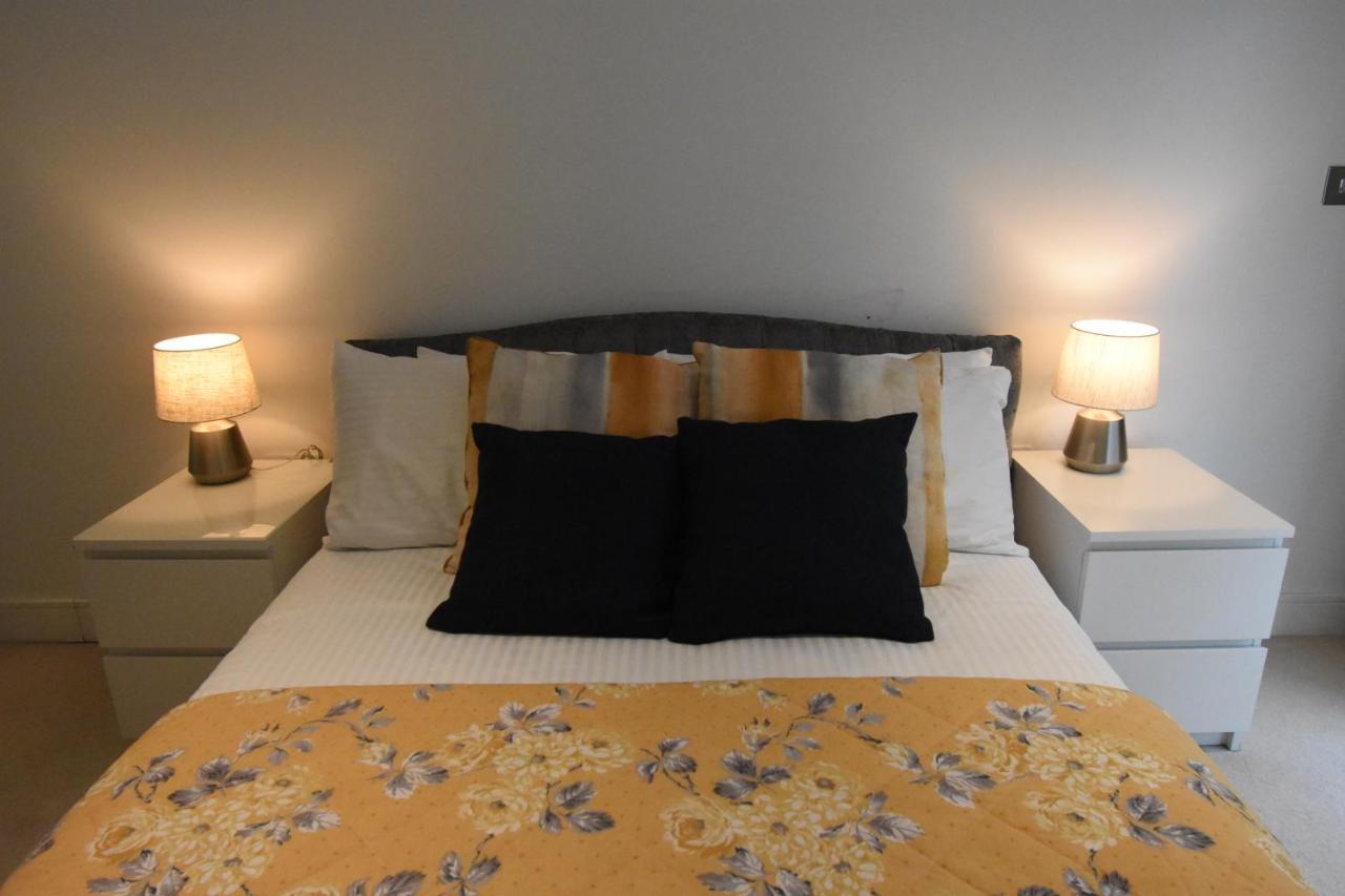 Northside Apartments Ealing London Ngoại thất bức ảnh