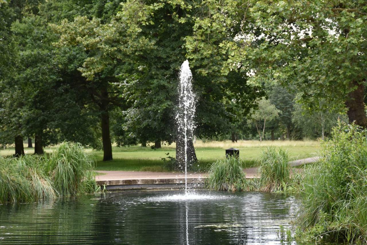 Northside Apartments Ealing London Ngoại thất bức ảnh
