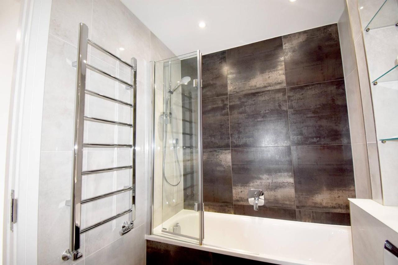 Northside Apartments Ealing London Ngoại thất bức ảnh