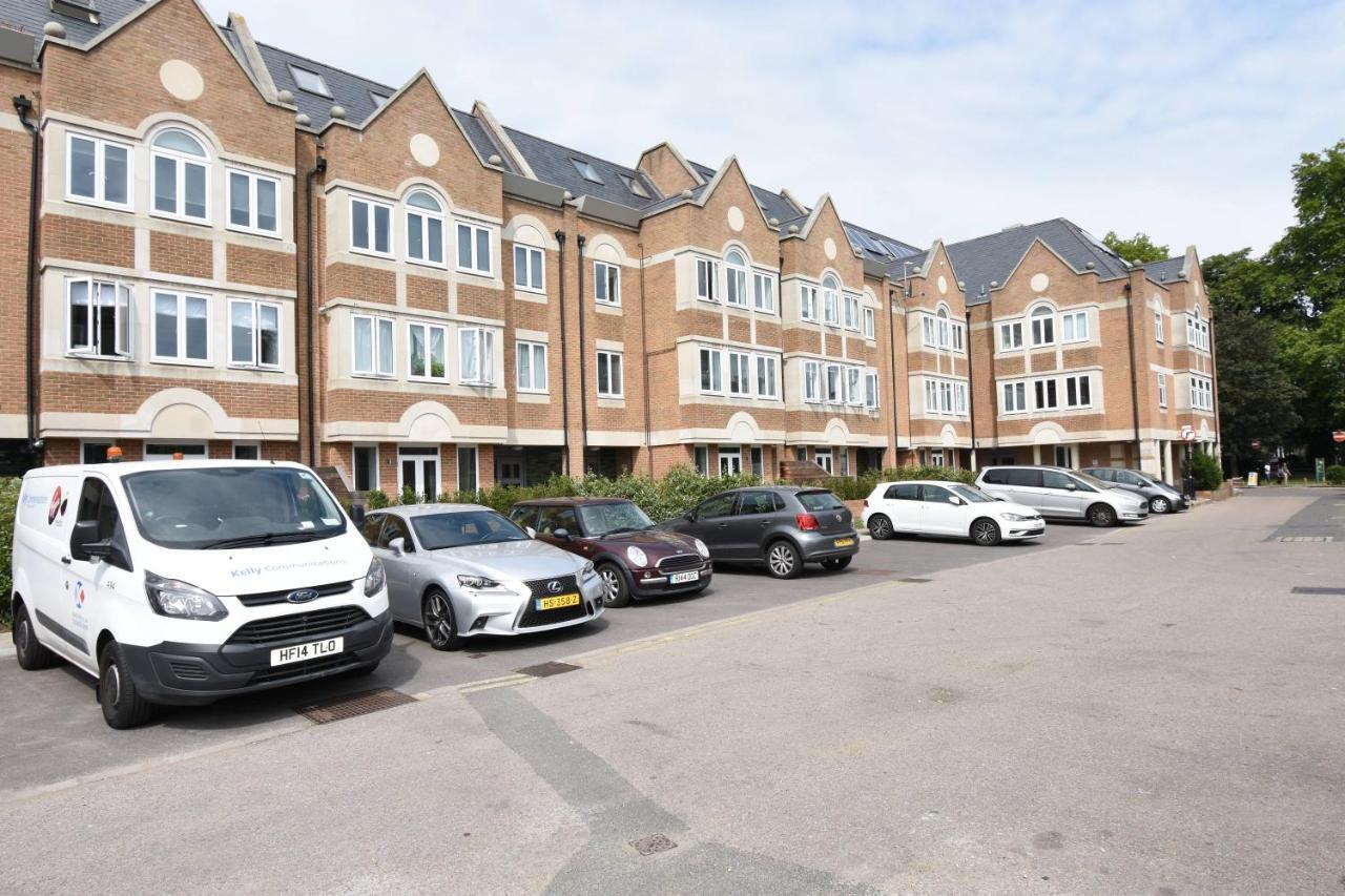Northside Apartments Ealing London Ngoại thất bức ảnh